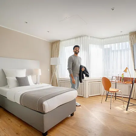 Hotel Am Brinkerplatz 3*