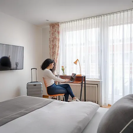 Am Brinkerplatz Hotel Essen