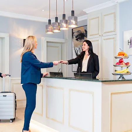 Отель Am Brinkerplatz Эссен