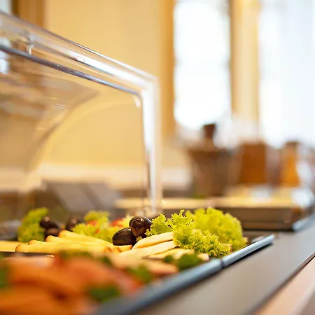 Am Brinkerplatz 3* エッセン